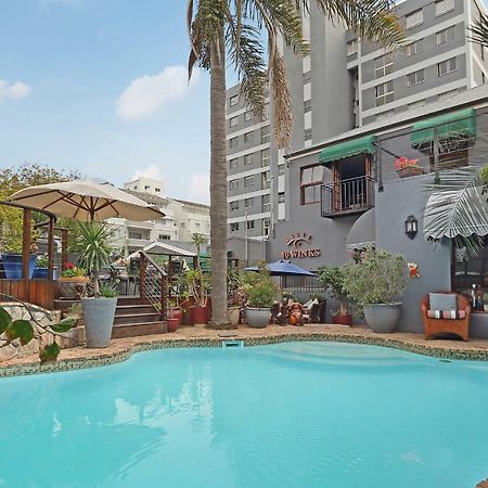 40 Winks Guest House Green Point ケープタウン エクステリア 写真