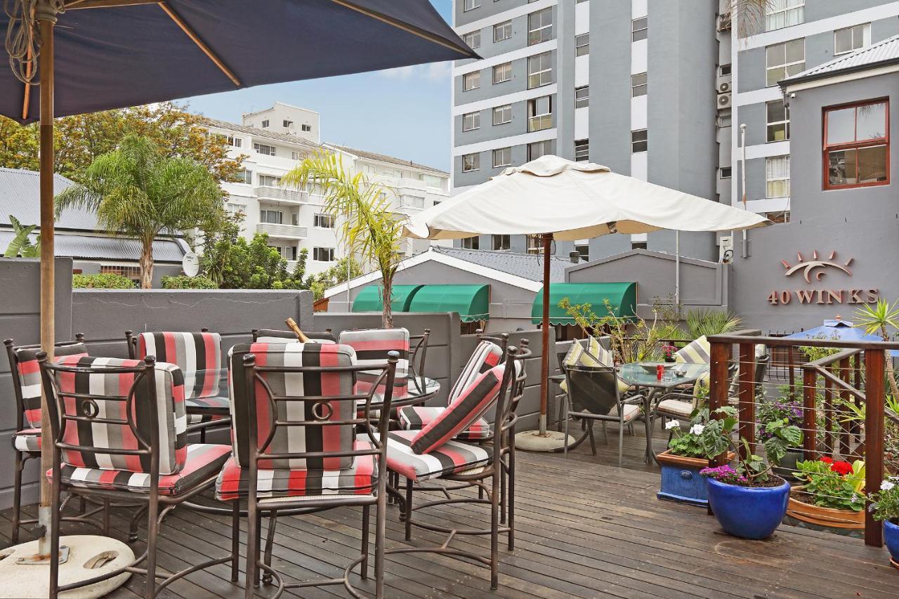 40 Winks Guest House Green Point ケープタウン エクステリア 写真
